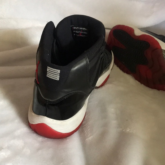 Air Jordan 11Retro Bred Men - Picture 3 of 3